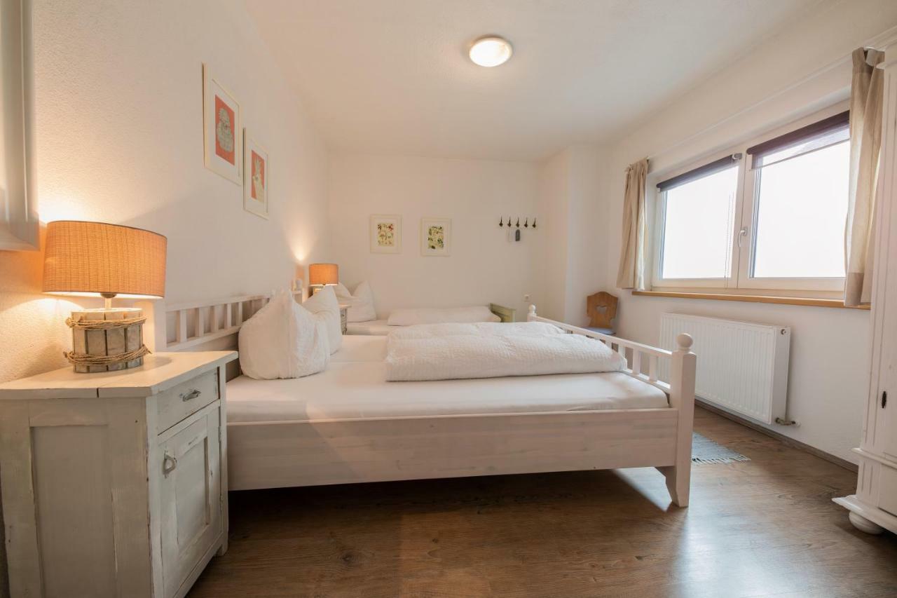 Ferienwohnung Am Platzl 施图拜河谷新施蒂夫特 外观 照片